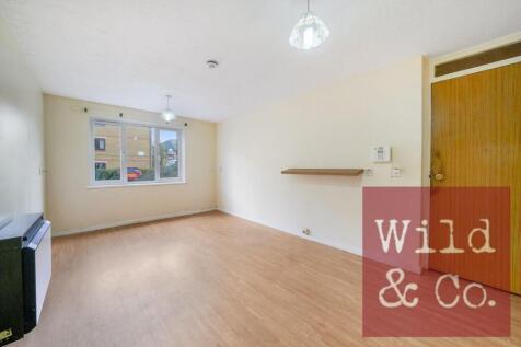 Riverside Close - 0Jt7UR23pukjzHeEKwP7.jpg