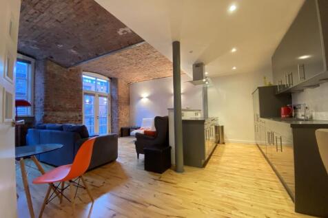 A superb first floor two double bedroom apartment located in Chorlton Mill, close to Oxford Road. Full of character and original features including exposed brick and beams, the apartment benefits from