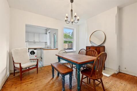 Dining Room_1.jpeg