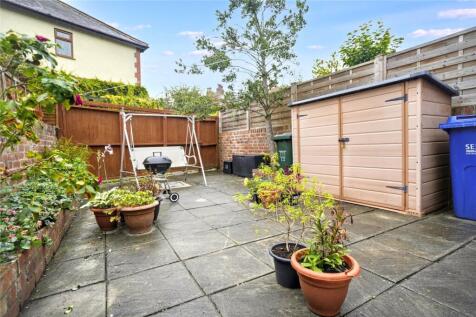 Rear Garden (2)