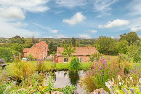 Welcome to the beautiful Hillside Farm..