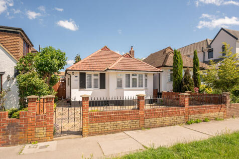 A newly refurbished three bedroom bungalow offering spacious accommodation, a private rear garden and a front garden, situated on a quiet residential road within easy reach of local amenities and tran