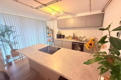 PHOTO-2025-09-08-10-22-29 (17).jpg