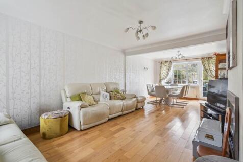 Lounge / Dining Room