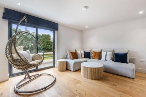 Secondry Lounge Area