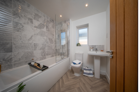 Frampton Gate - The Rowan - Bathroom - August 2026