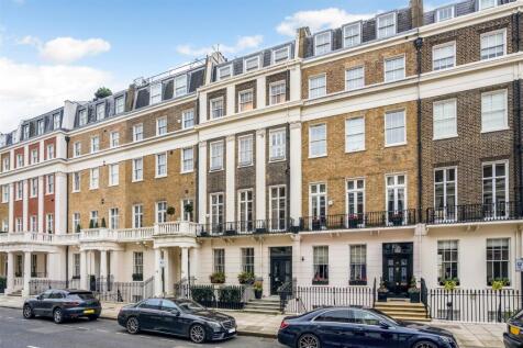 63813_26C Eaton Place (3).jpg