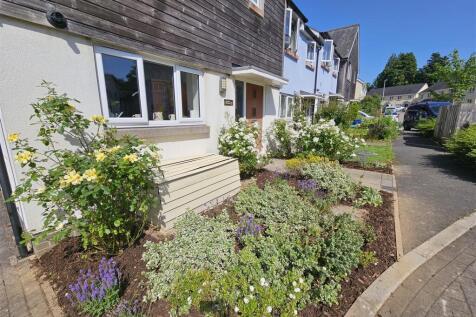 Front Garden.jpg