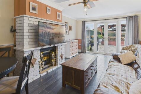 CAM04273G0-PR0249...