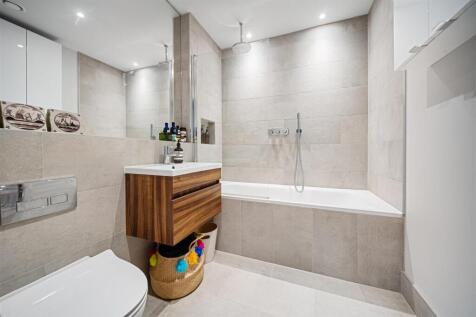 Knolly's Road-03.jpg