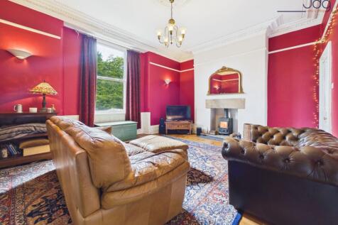 Cosy Lounge on the First Floor