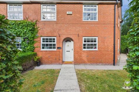 Front. EmilyDimelowEwemoveWhitchurchandNantwich