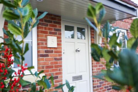 1578342896 - 5 Amberwood Grove -34.jpg