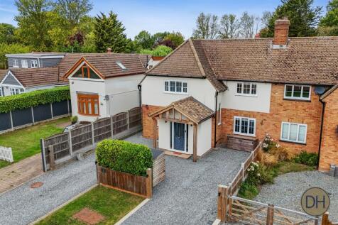 Nine Ashes Farm Cott