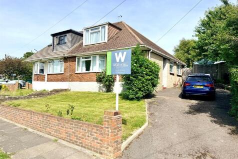 Gleton Avenue 56 FRONT KW.jpg