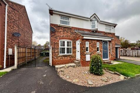2 Bedroom Semi-Detached in WF10 2BJ