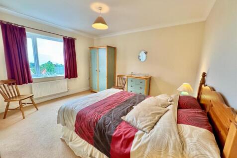 PHOTO-2025-08-12-06-55-38 (5).jpg