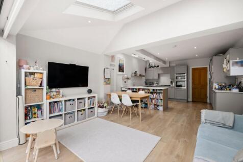 Kitchen/Family Room
