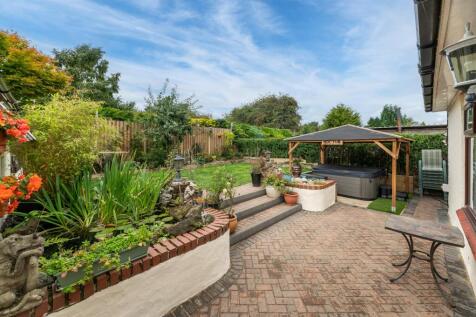 Rear Garden & Hot Tub