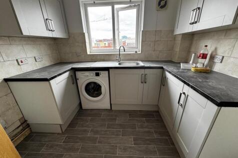 WhatsApp Image 2025-08-21 at 15.54.08.jpeg