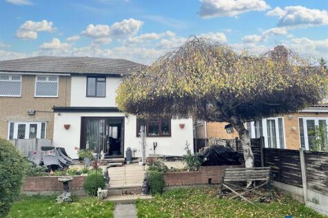 53_CrownRoad_Ilford_IG61NN (81).jpg