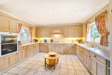 1329160196880ef8b56195