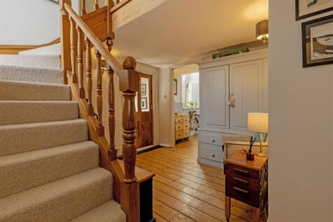 Hall-1.jpg