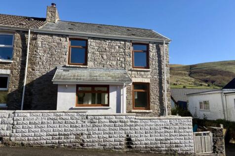 2 Bedroom Semi-Detached in CF32 7TD
