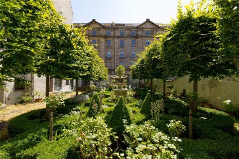 10 bed, 6 bath Detached in Edinburgh - Photo 47