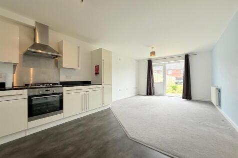 Kitchen & living area