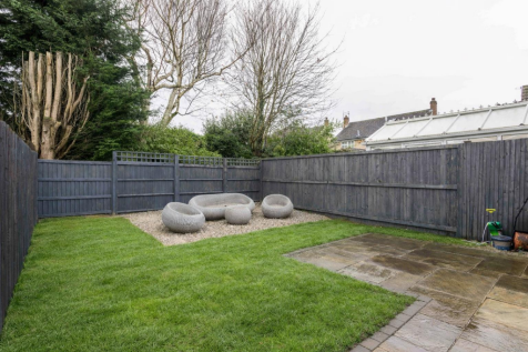 Garden 464 shadwell lane.png