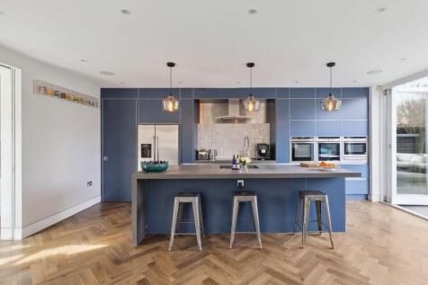 Kitchen / Dining Room / Living Area