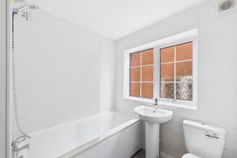 4 bed, 1 bath Semi-Detached in Birmingham - Photo 16