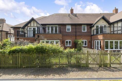 The Farthings, 4 Henderson Crescent, Leatherhead,