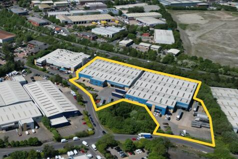 Light Industrial to rent in morley