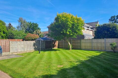 South Facing Rear Garden