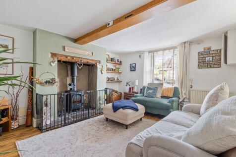 A07 - 33 Greenway...