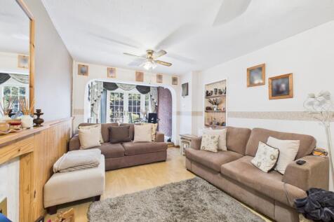 CAM05192G0-PR0167-STILL004