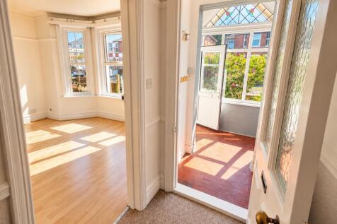 Porch to Lounge