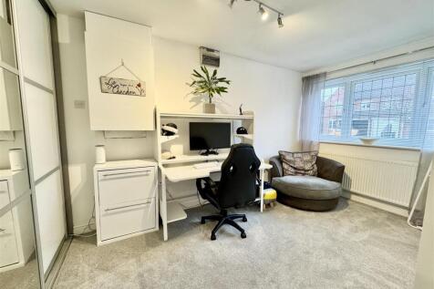 BEDROOM FIVE