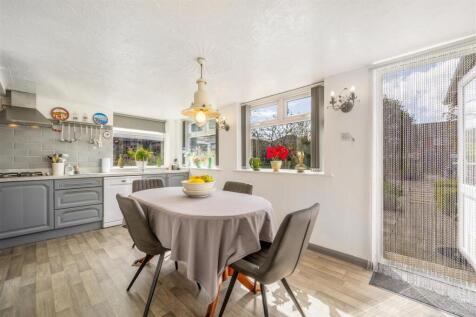 27 Middlegate Road West (Frampton)-58.jpg