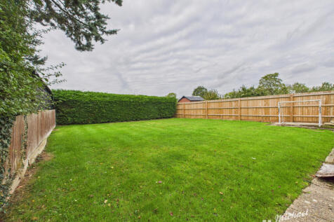 CAM03852G0-PR0437-STILL023