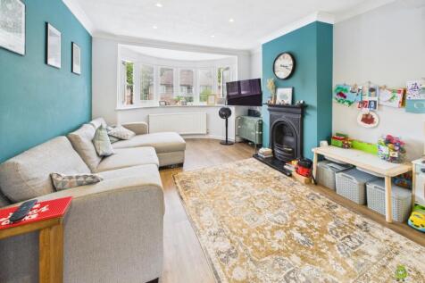 Presented by Clinton at EweMove Bexleyheath and D