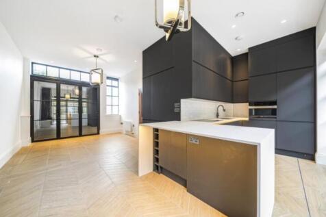 Grove Mews