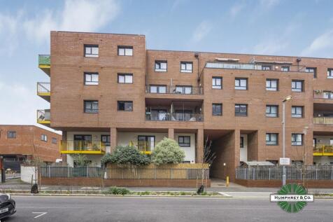 31 Cambria Court 24 Sutherland Road -013.jpg
