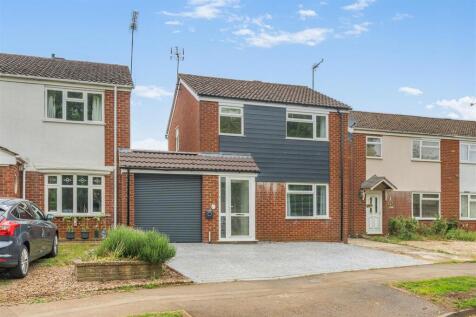 69 Chatsworth Drive, Banbury-1.jpg
