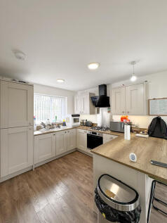 4flr83744 (13)_edited.jpg