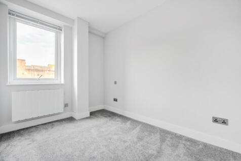 1347547-9-68b16df...