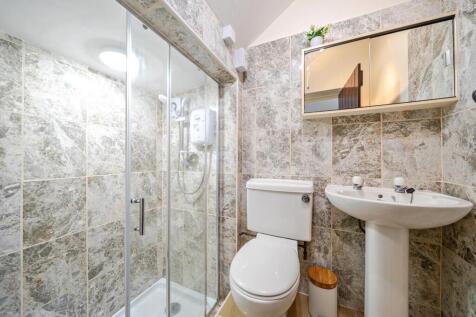 Annex Shower Room.jpg