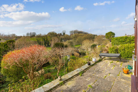 A05 - Avon House, Kingsbridge - 260304